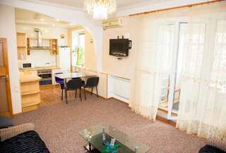 Фото Апартаменты 3 rooms Аpartment on Sobrny avenue 179. Centre г. Port Imeni Lenina